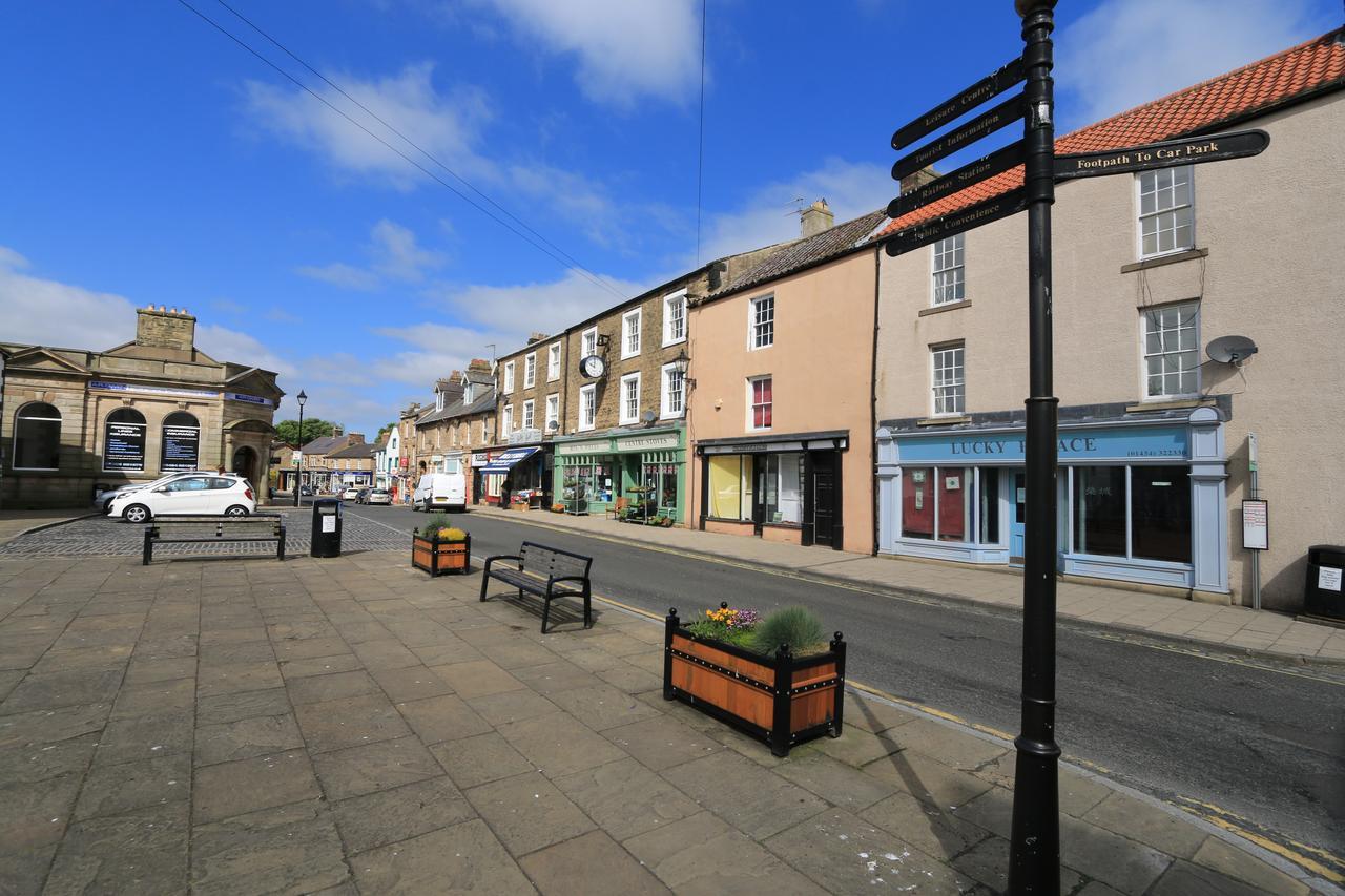 Centre Of Britain Hotel Haltwhistle Exterior foto